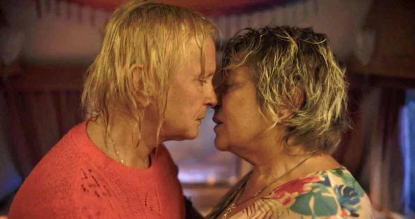 Dorota Pomykała i Dorota Stalińska zagrały główne role w krótkometrażowym filmie Nataszy Parzymies, autorki internetowego serialu "Kontrola". Światowa premiera obrazu opowiadającego o miłości dojrzałych kobiet odbędzie się na Krakowskim Festiwalu Filmowym.