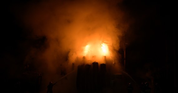 ​Mer Pawłohradu Anatolij Wierszyna przekazał w niedzielę wieczorem, że w mieście były słyszalne eksplozje - podał portal The Kyiv Independent.