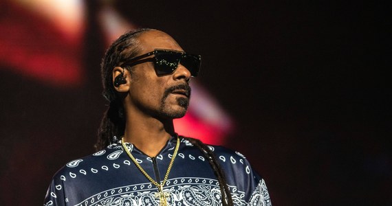 Snoop Dogg jest zainteresowany przejęciem hokejowego klubu Ottawa Senators, grającego w lidze NHL – poinformował portal The Athletic. Amerykański raper jest kolejnym celebrytą, który wchodzi w świat sportu.