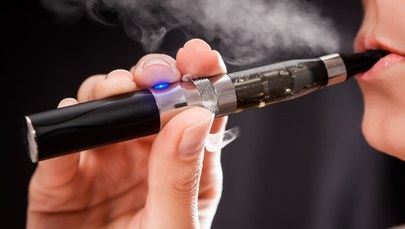 Ten kraj wypowiada wojnę e-papierosom. Będą dostępne tylko w aptekach