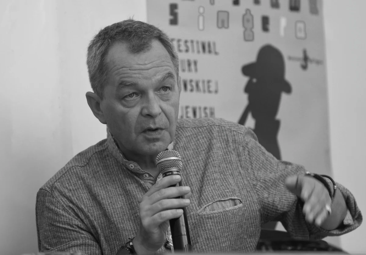 W wieku 63 lat zmarł Paweł Smoleński - znany reporter, publicysta i autor książek. Informację o jego śmierci podała "Gazeta Wyborcza", z którą był związany od samego początku jej istnienia. 