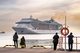 Najdłuższy w historii wycieczkowiec wpłynął do portu w Gdyni