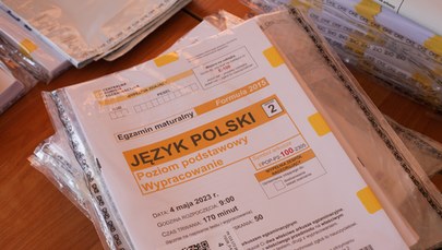 Matura 2023. CKE: O 200 osób za mało do oceny prac z języka polskiego