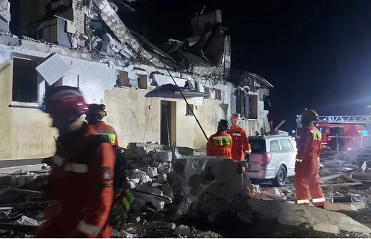 Zmarł 34-letni mężczyzna, który odniósł najpoważniejsze obrażenia w kwietniowym wybuchu gazu w bloku w Sędzińcu w Wielkopolsce. 