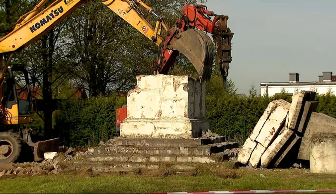 Burzą tzw. pomnik wdzięczności Armii Czerwonej