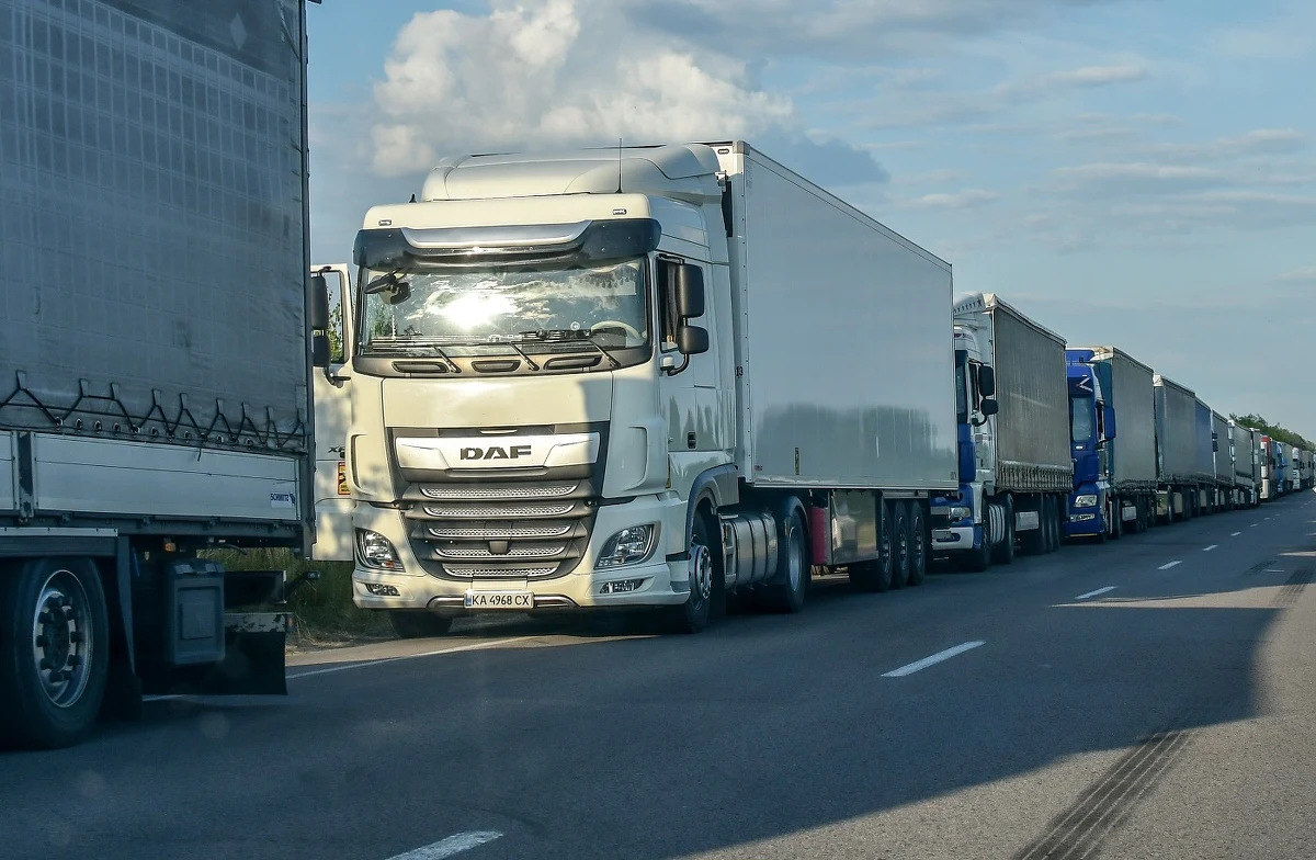 Ukraińskie MSZ wysłało notę do polskiego resortu dyplomacji. Chodzi o protest polskich przewoźników samochodowych, którzy blokują przejście graniczne Dorohusk-Jagodzin. 
