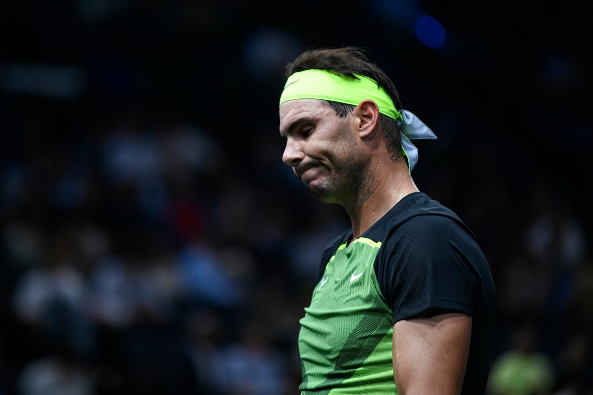 Hiszpański tenisista Rafael Nadal, który leczy kontuzję biodra odniesioną w styczniu podczas Australian Open, ogłosił w piątek, że nie wystartuje w rozpoczynającym się w przyszłym tygodniu turnieju ATP w Rzymie.