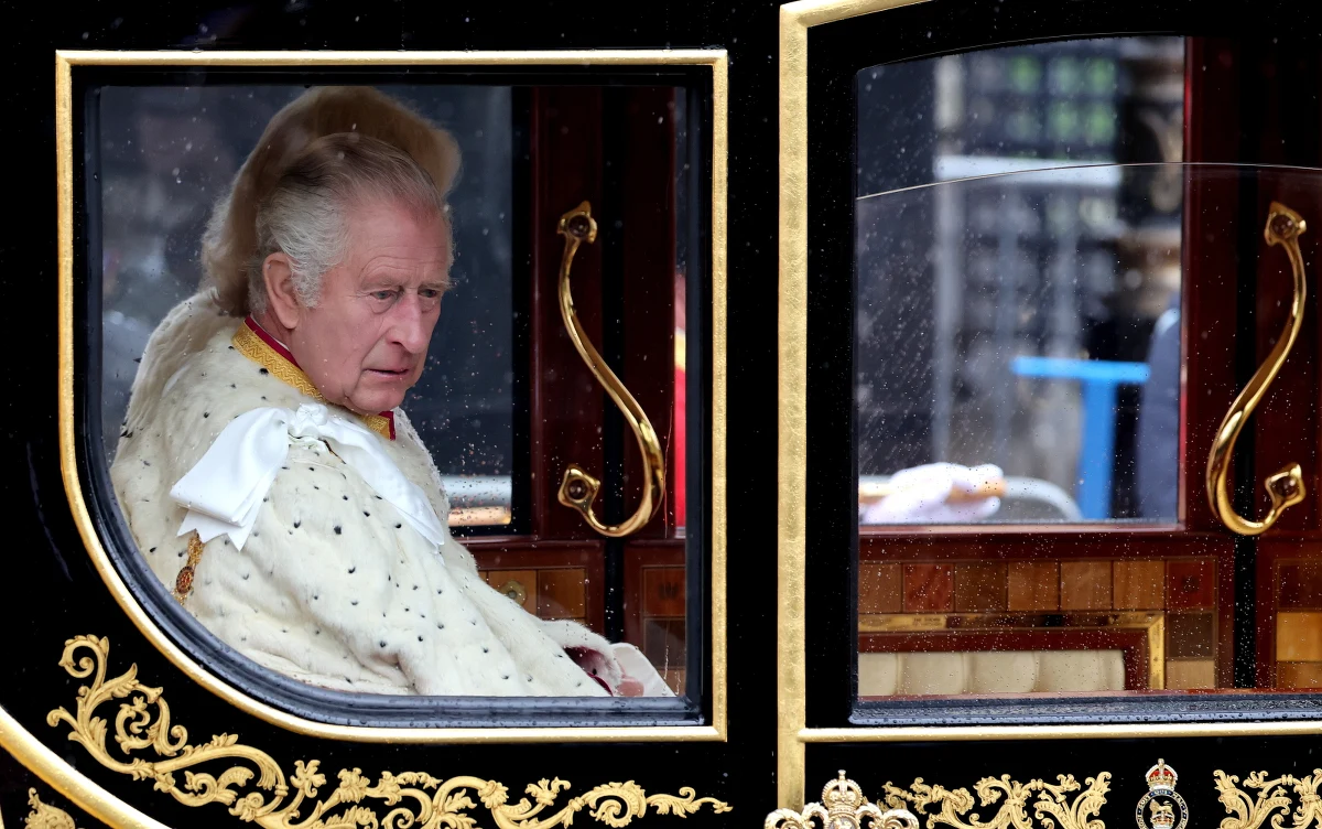 W sobotę arcybiskup Canterbury Justin Welby nałożył koronę św. Edwarda na głowę Karola III. Był to kulminacyjny moment odbywającej się w Opactwie Westminsterskim koronacji. Te zdjęcia przejdą do historii! 