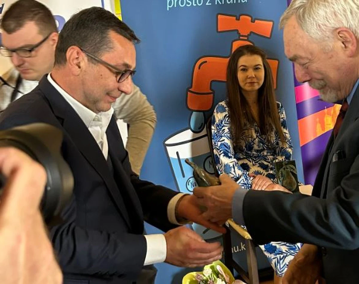 Prezes radia RMF FM Tadeusz Sołtys dostał honorową Złotą Gruszkę - nagrodę przyznawaną przez małopolski oddział Stowarzyszenia Dziennikarzy RP. 