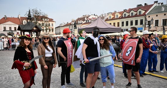 W piątek po południu rzeszowskich kierowców czekają utrudnienia w ruchu. Ulicami miasta przejdzie korowód studentów.