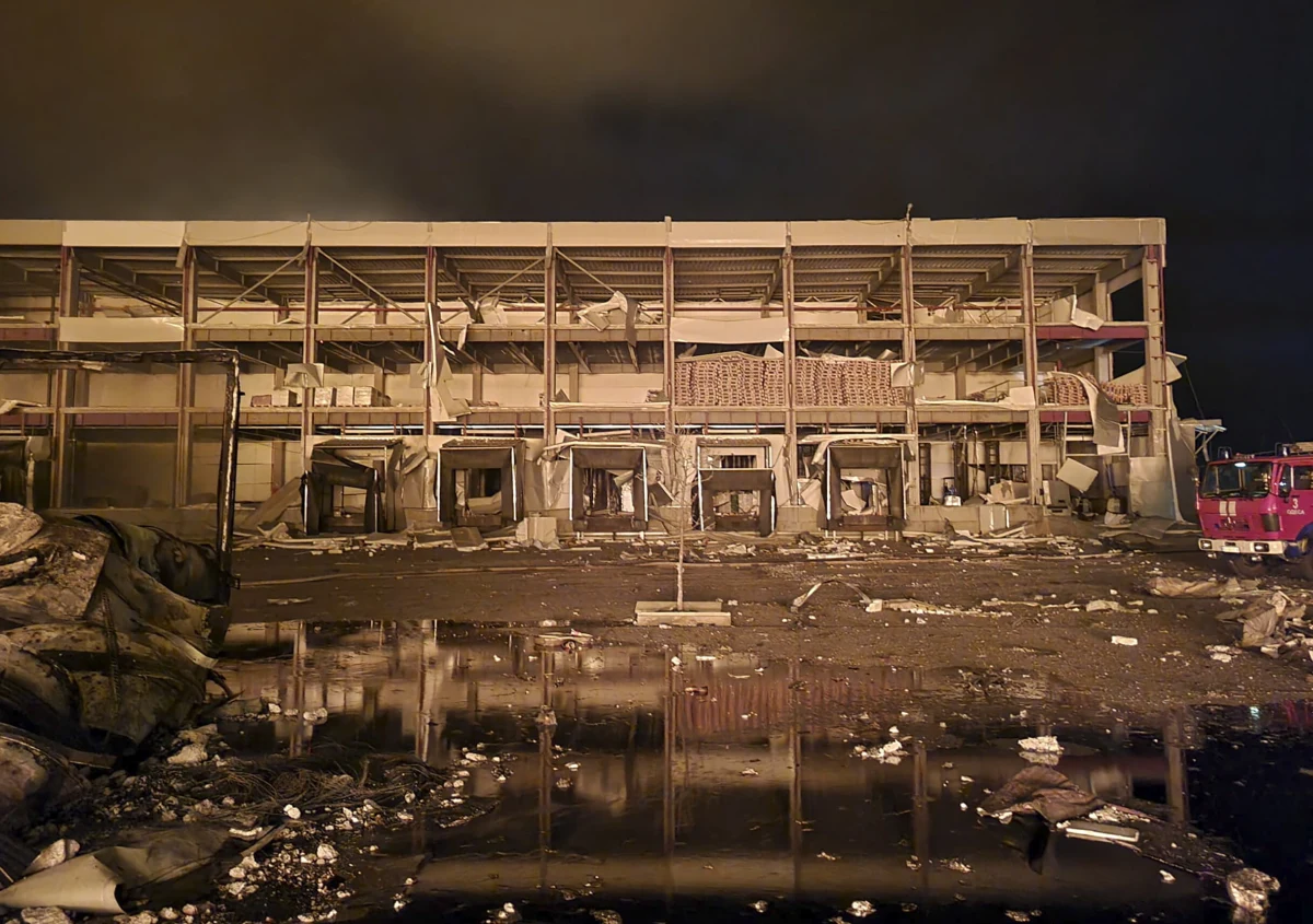 Władze Stanów Zjednoczonych nie pójdą w ślady Wielkiej Brytanii i nie przekażą Ukrainie pocisków ATACMS, zdolnych do rażenia celów oddalonych o 300 km. USA chcą uniknąć ryzyka konfrontacji z Moskwą, do której mogłoby dojść, gdyby ukraińskie siły zaatakowały obiekty na terytorium Rosji - powiadomił portal Politico.