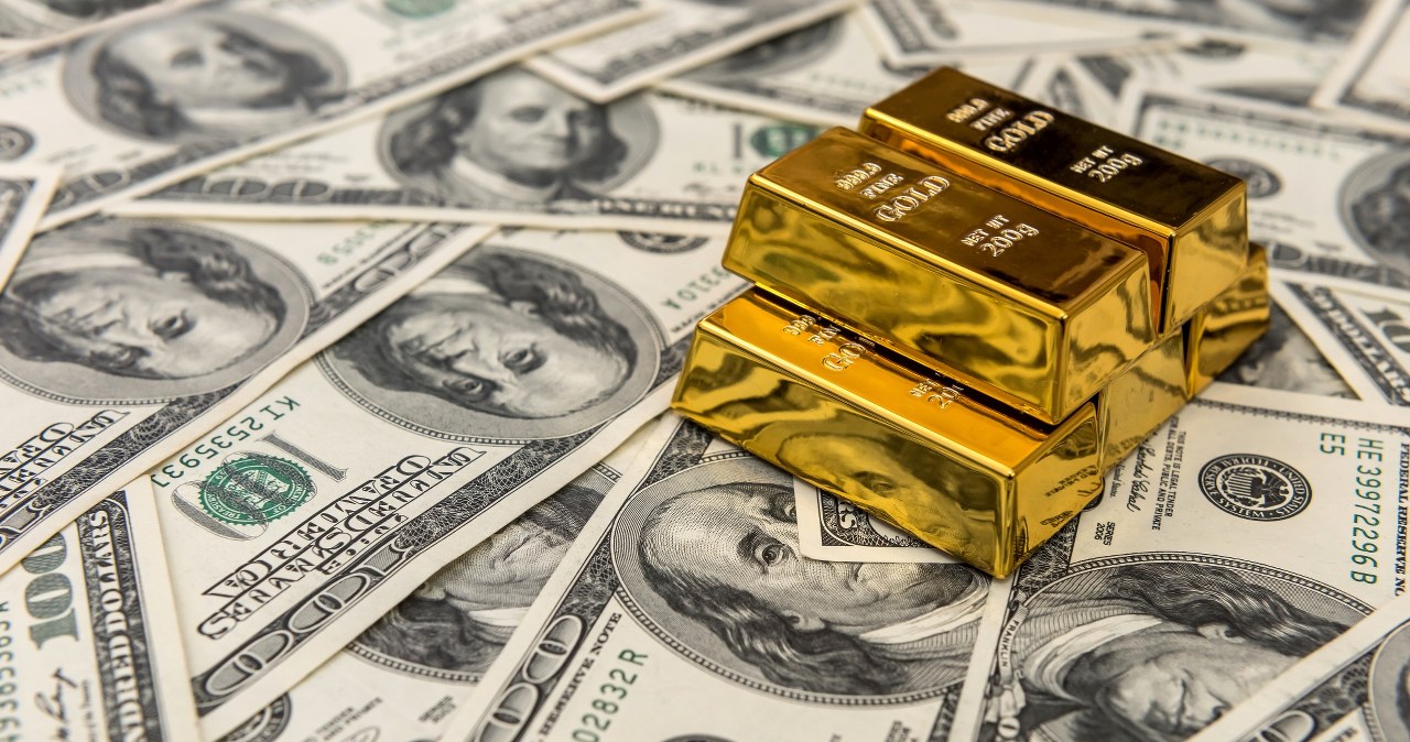 Wojenne przetasowania na rynkach. Świat przeprasza się z dolarem