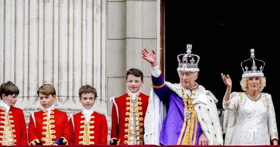 Koronacja nowego monarchy Wielkiej Brytanii to nie tylko pompa i spektakularna ceremonia. To również nerwy Karola III i jego małżonki Kamili. Specjalista czytający z ruchu warg, odsłonił rąbek królewskiej tajemnicy, która nie była przeznaczona dla poddanych.
