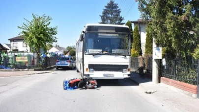 Wypadek 81-letniej motorowerzystki. Trafiła do szpitala