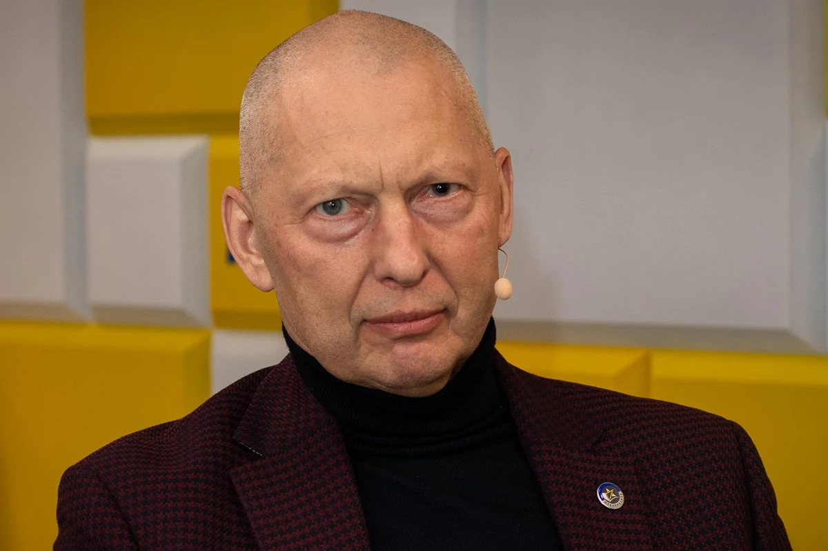 "Daję wiarę generałom, a nie ministrowi Błaszczakowi" – tak odniósł się gen. Mirosław Różański do dzisiejszego oświadczenia szefa resortu obrony narodowej w sprawie incydentu z rosyjską rakietą znalezioną pod Bydgoszczą. "Nie chciałbym generałów namawiać do swoistego rokoszu, ale tego nie można zostawić w ten sposób" - stwierdził.