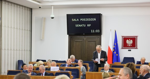 Senat podjął w czwartek uchwałę o odrzuceniu ustawy ws. powołania komisji ds. rosyjskich wpływów. Ustawa trafi teraz ponownie do Sejmu, który odrzuca stanowisko Senatu bezwzględną większością głosów.