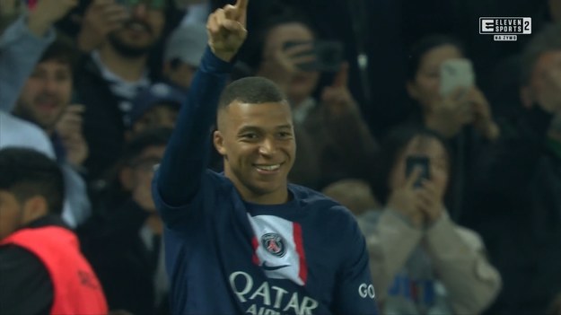 W 54. minucie Kylian Mbappe zdobył znakomitego gola na 4-0 w meczu PGS - AC Ajaccio. 

Składy spotkania:
Paris Saint-Germain: Donnarumma – Marquinhos (C), Ramos, D. Pereira (70. Bitshiabu) – Hakimi, Verratti (64. Vitinha), Ruiz (64. Sanches), Bernat – Messi, Ekitiké, Mbappé.
Rezerwowi: Rico – Gharbi, Nhaga, Zaïre-Emery, Soler, Housni.

AC Ajaccio: Sollacaro – Youssouf, Avinel, Vidal, I. Diallo (71. Alphonse) – Barreto, Marchetti, Mangani, Coutadeur (C) (63. M. Soumano), Spadanuda (63. Chegra) – El Idrissy (63. Nouri).
Rezerwowi: B. Leroy – Mayembo, Khelifa, Chabrolle, Be. Touré.

