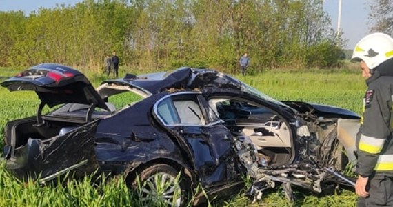 W niedzielę rano w wypadku samochodowym w Łódzkiem zginęła Urszula Rozmarynowska, przewodnicząca Rady Miejskiej w Sieradzu. W stanie ciężkim do szpitala trafił Rafał Matysiak, zastępca prezydenta miasta.