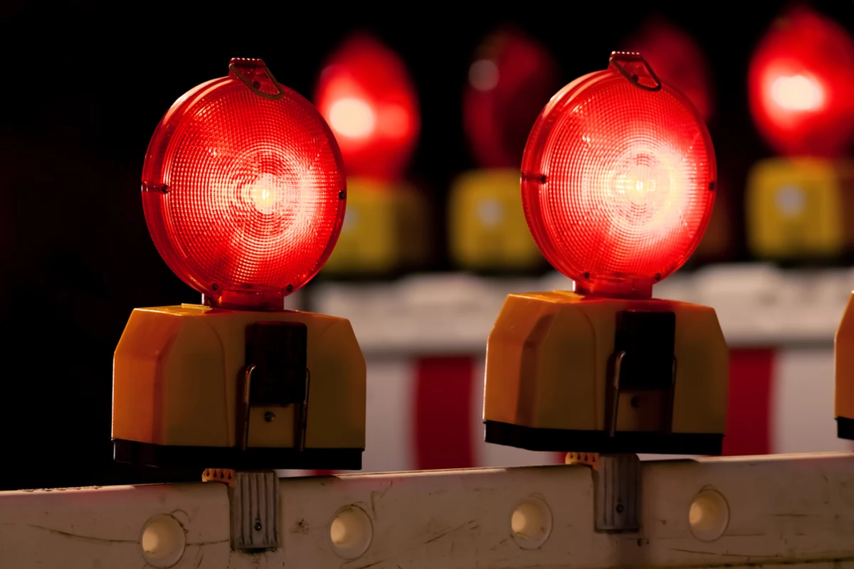 Od rana trwają roboty drogowe w związku z remontem nawierzchni na autostradzie A1 w pobliżu Piotrkowa Trybunalskiego w kierunku Gdańska. Są tam spore utrudnienia w ruchu. Prace modernizacyjne na A1 potrwają do czwartku - podają drogowcy.