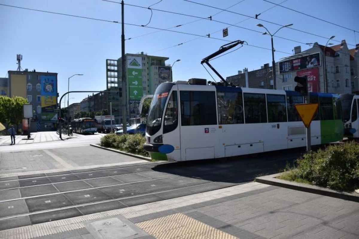 W najbliższych dniach w Szczecinie rządzić będą studenci, czyli ruszają Juwenalia 2023. To oznacza, że mogą wystąpić czasowe utrudnienia w ruchu. Niektóre tramwaje będą jeździły dłużej. 