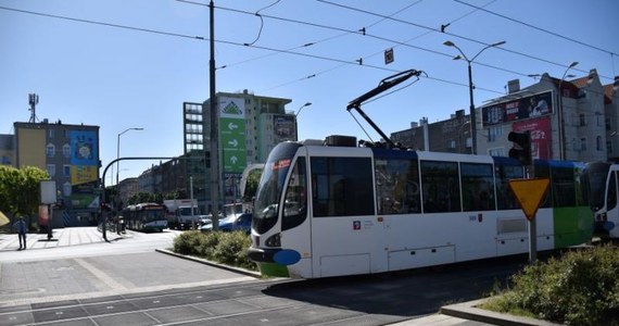W najbliższych dniach w Szczecinie rządzić będą studenci, czyli ruszają Juwenalia 2023. To oznacza, że mogą wystąpić czasowe utrudnienia w ruchu. Niektóre tramwaje będą jeździły dłużej. 