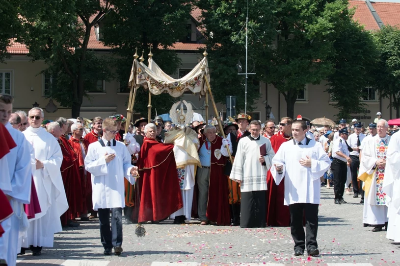 Boże Ciało 2023 Kiedy Wypada święto Jak Się Je Obchodzi Dokąd Wyjechać Na Długi Weekend 9498