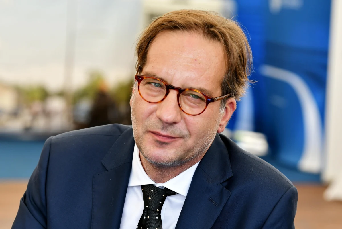 Paweł Siennicki, członek zarządu Polskich Portów Lotniczych S.A. podał się do dymisji z powodów osobistych - poinformowała spółka. Została ona przyjęta.