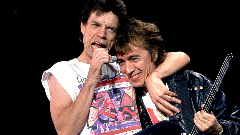 Choć dziś The Rolling Stones nieco zapomina o dawnym członku, to Bill Wyman, który postanowił opuścić grupę w 1991 roku, współtworzył ją od samego początku. Wiadomość o chęci odejścia ze Stonesów była trzymana w tajemnicy przed fanami aż do 1993 roku. W nowym wywiadzie 86-letni dziś muzyk wspomina, jak Mick Jagger zareagował na jego decyzję.