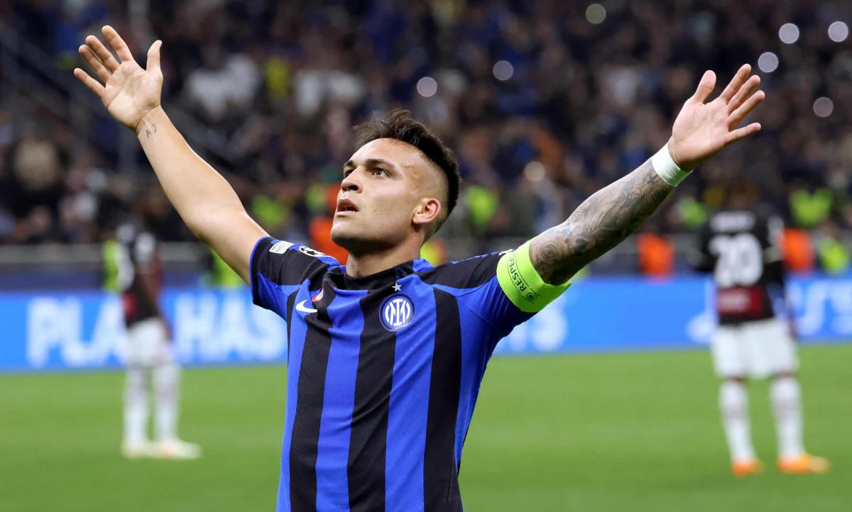Inter Mediolan awansował do finału piłkarskiej Ligi Mistrzów. W rewanżowym meczu pokonał na San Siro AC Milan 1:0. Pierwsze spotkanie również wygrał Inter - 2:0. Finał zostanie rozegrany 10 czerwca w Stambule. 