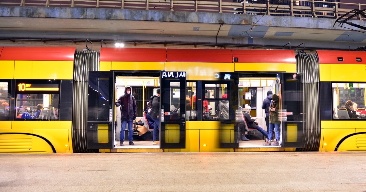 Tramwaje, Warszawskie, poszukują, motorniczych, pracy, Spółka, zorganizowała, trzy, spotkania, otwarte, podczas, których, zaprez Szukają motorniczych do pracy. Pensja na rękę robi wrażenie