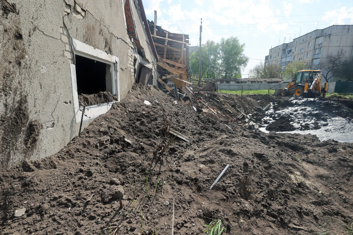 Amerykański Instytut Studiów nad Wojną (ISW) informuje w najnowszym raporcie, że oddziały rosyjskie szturmujące od sierpnia 2022 roku Bachmut w obwodzie donieckim posunęły się naprzód, a siły ukraińskie mają sukcesy w atakach prowadzonych wokół tego miasta. Takie oceny wynikają z wypowiedzi przedstawicieli obu stron.