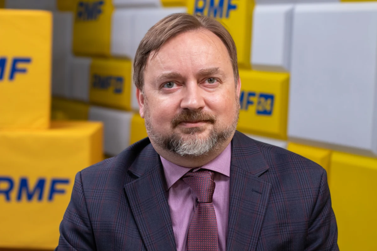 Odnaleziono głowicę z rosyjskiej rakiety, która w grudniu ubiegłego roku spadła w lesie pod Bydgoszczą - ujawnił w Rozmowie w południe w RMF FM szef gabinetu prezydenta Paweł Szrot. "Jest betonowa" - dodał nasz gość.