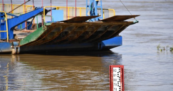 Prom Drogowiec na rzece Wiśle w rejonie Spytkowic w powiecie wadowickim wznowił kursowanie po przerwie wywołanej przyborem wód – dowiedziała się w sobotę od przewoźnika. Przeprawa nie funkcjonowała od czwartku.