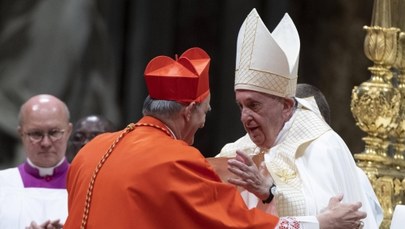 Papież wysyła kardynała na misję w sprawie Ukrainy