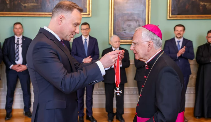 Abp Marek Jędraszewski odznaczony orderem za służbę ojczyźnie i Kościołowi