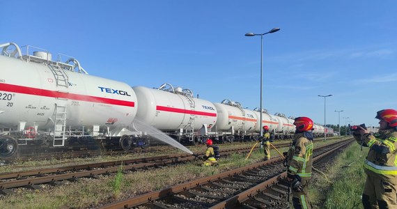 Strażakom udało się opanować wyciek gazu propan-butan na kolejowym przejściu granicznym w Braniewie w Warmińsko-Mazurskiem. Dotyczy to składu, który przyjechał z obwodu królewieckiego. 