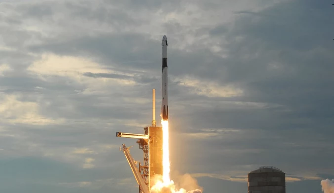 Pierwszy komercyjny lot Falcon 9. Na pokładzie saudyjska astronautka