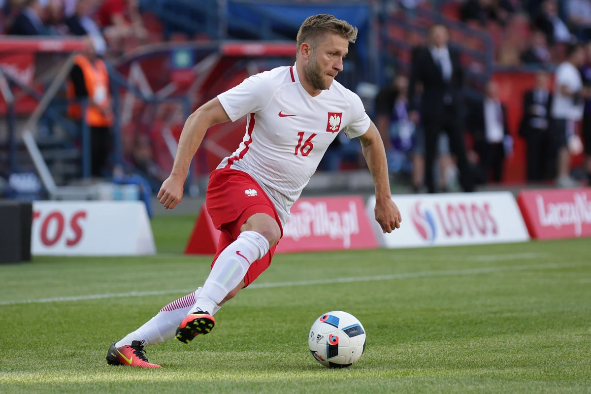 Jakub Błaszczykowski znów zagra w reprezentacji Polski. Legenda polskiej piłki po raz ostatni w karierze zaprezentuje się w biało-czerwonych barwach w czerwcowym towarzyskim meczu z Niemcami. Potwierdził to prezes PZPN Cezary Kulesza.