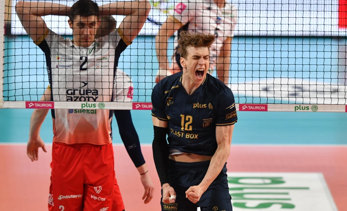 Do kadry wraca po rocznej przerwie. O możliwość gry będzie musiał konkurować z ekipą z Perugii: Leonem i Semeniukiem oraz z finalistami siatkarskiej Ligi Mistrzów. Oprócz tego do reprezentacji wchodzi młode pokolenie nowych zawodników, którzy wkrótce mogą stanowić o sile biało-czerwonej drużyny. O rozpoczynającym się sezonie z przyjmującym Arturem Szalpukiem rozmawiał Paweł Pawłowski.