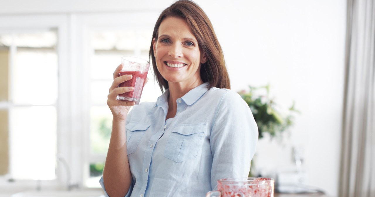 Wygładza zamaszki i wspiera jelita. Wrzuć do "koktajlu długowieczności"