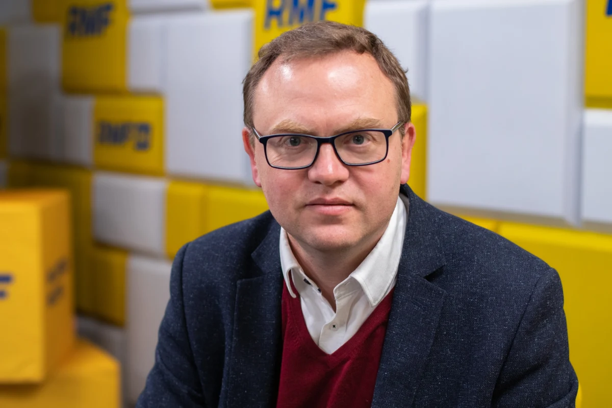 "Postrzegałbym to jako udaną ukraińską dywersję czy wręcz jako udany trolling, a nie jako działania o charakterze stricte militarnym, z jednym zastrzeżeniem - Ukraina się szykuje do kontrofensywy" - powiedział w Popołudniowej rozmowie w RMF FM dr Adam Eberhardt, odnosząc się do działań prowadzonych przez dywersantów na terenie rosyjskiego obwodu biełgorodzkiego. Jego zdaniem, siły ukraińskie chcą w ten sposób osłabić rosyjską obecność tam, gdzie ostatecznie dojdzie do kontrofensywy.