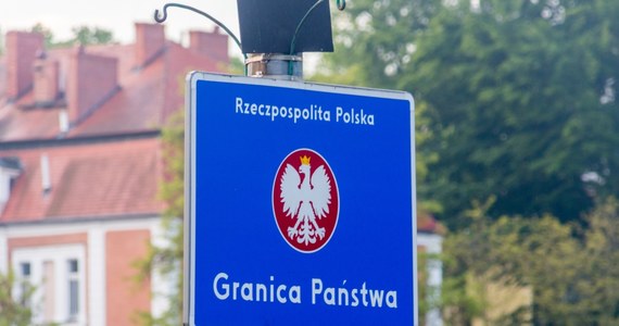 Niemiecka minister spraw wewnętrznych Nancy Faeser odrzuciła możliwość tymczasowego przywrócenia kontroli na granicach z Polską i Czechami. Federalne MSW udostępniło agencji dpa odpowiedź na pismo ministrów spraw wewnętrznych Brandenburgii i Saksonii, którzy apelują o wprowadzenia kontroli.