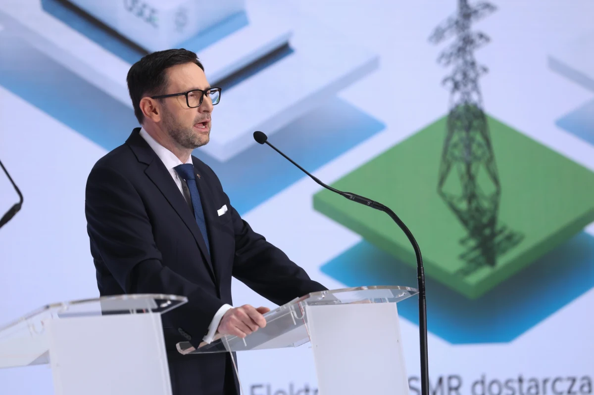 ​Do końca roku przedstawimy kolejne potencjalne lokalizacje dla małych reaktorów jądrowych (SMR) - przekazał prezes PKN Orlen Daniel Obajtek. Dodał, że na podstawie przeprowadzonych badań jest pełne przyzwolenie społeczne na takie technologie w kraju.