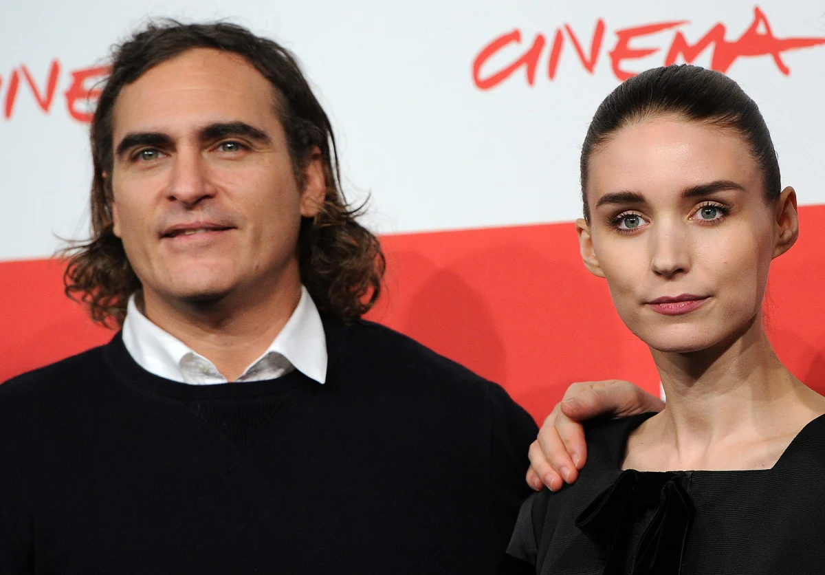 Wstrzymano realizację filmu Pawła Pawlikowskiego "The Island" z Joaquinem Phoenixem i Rooney Marą w obsadzie - podał Deadline. Jak wyjaśnił portal, firmy ubezpieczeniowe odmawiają ubezpieczenia produkcji, obawiając się m.in. planowanego na 1 lipca strajku Amerykańskiej Gildii Aktorów Ekranowych.