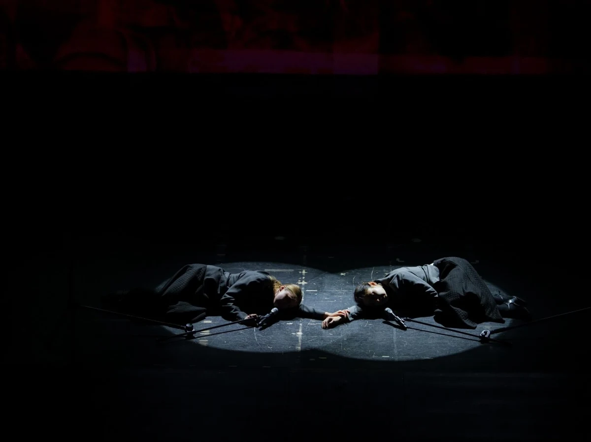 Sosnowiecki Teatr Zagłębia, jako jedyny zespół teatralny z Polski, weźmie udział w prestiżowym wydarzeniu teatralnym w Berlinie - Festiwalu Theatertreffen. W czwartek i piątek międzynarodowa publiczność obejrzy spektakl „Czuję do Ciebie miętę”, stworzony w 2021 r. z inicjatywy dwóch ukraińskich aktorek.