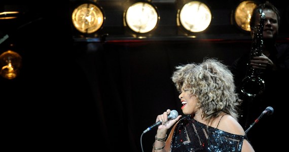 Tina Turner, legenda pop-rocka nie żyje - świat żegna wielką gwiazdę muzyki. "Dziękujemy za bycie inspiracją dla milionów ludzi na całym świecie, za mówienie twojej prawdy i obdarowywanie nas swoim niesamowitym głosem" -  w ten sposób zmarłą artystkę wspomina kanadyjski muzyk rockowy Bryan Adamas.