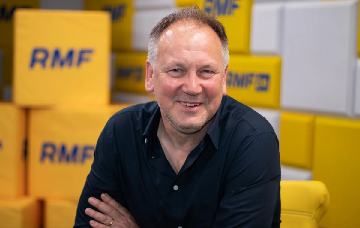 "Śmierć Pyjasa zmieniła historię Polski, a czy ona była zabójstwem czy wypadkiem, dzisiaj już nie ma tak wielkiego znaczenia" - powiedział Cezary Łazarewicz, dziennikarz i laureat Nagrody "Nike" oraz autor książki "Na Szewskiej. Sprawa Stanisława Pyjasa", który był gościem Popołudniowej rozmowy w RMF FM. Jak podkreślił gość Piotra Salaka, "ci, którzy wychodzili w roku 1977 na ulice, ci, którzy się buntowali, ci, którzy przyjeżdżali do Krakowa, byli przekonani, że on był zamordowany (przez Służbę Bezpieczeństwa - red.)". "Nie zmienimy tym ich historii" - dodał.