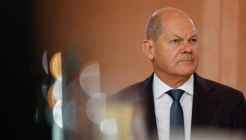  Olaf Scholz grzmi i wskazuje na Polskę. Są konieczne