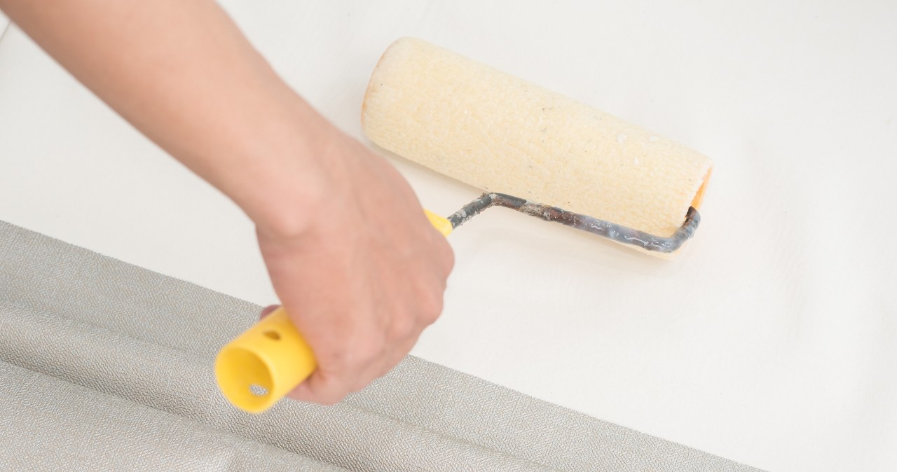 Nie maluj ścian na ten kolor. Przytłacza i psuje wystrój