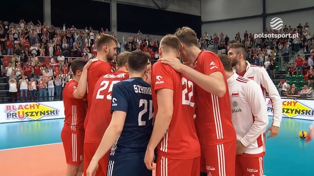 Skrót towarzyskiego meczu Polska - Niemcy 3:2 (26:24, 23:25, 22:25, 25:18, 24:22).

